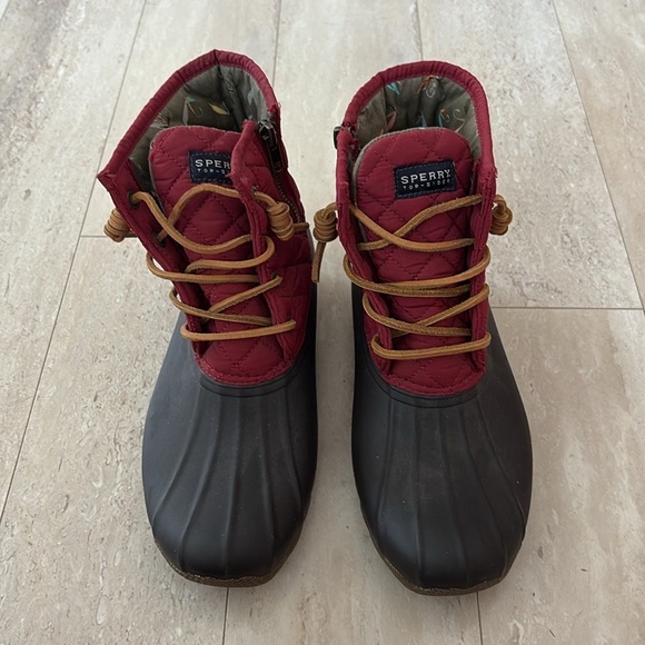 Women's Sperry Saltwater Fisherman Quilted Duck Boots Outdoor Red 8 - Picture 3 of 8